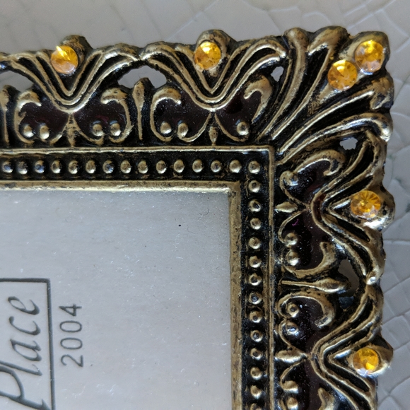 Metal picture frame with yellow stones, glass/picture size 3"x3" - Picture 3 of 8